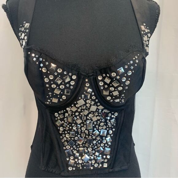 VICTORIA’S Secret black metallic silver stud rhinestone bustier corset 36C NWOT - Picture 3 of 13